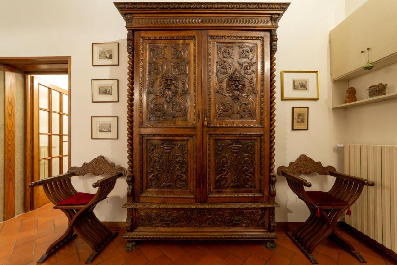110 Sqm Apartment 6 Sleeps In Santa Croce Florenţa Exterior foto